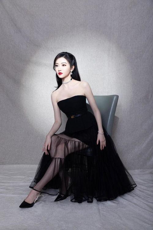 景甜穿黑色裙子照片,尽显女神风范